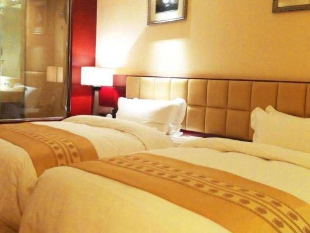 Chengdu Yinsheng International Hotel Supoqiao Zewnętrze zdjęcie