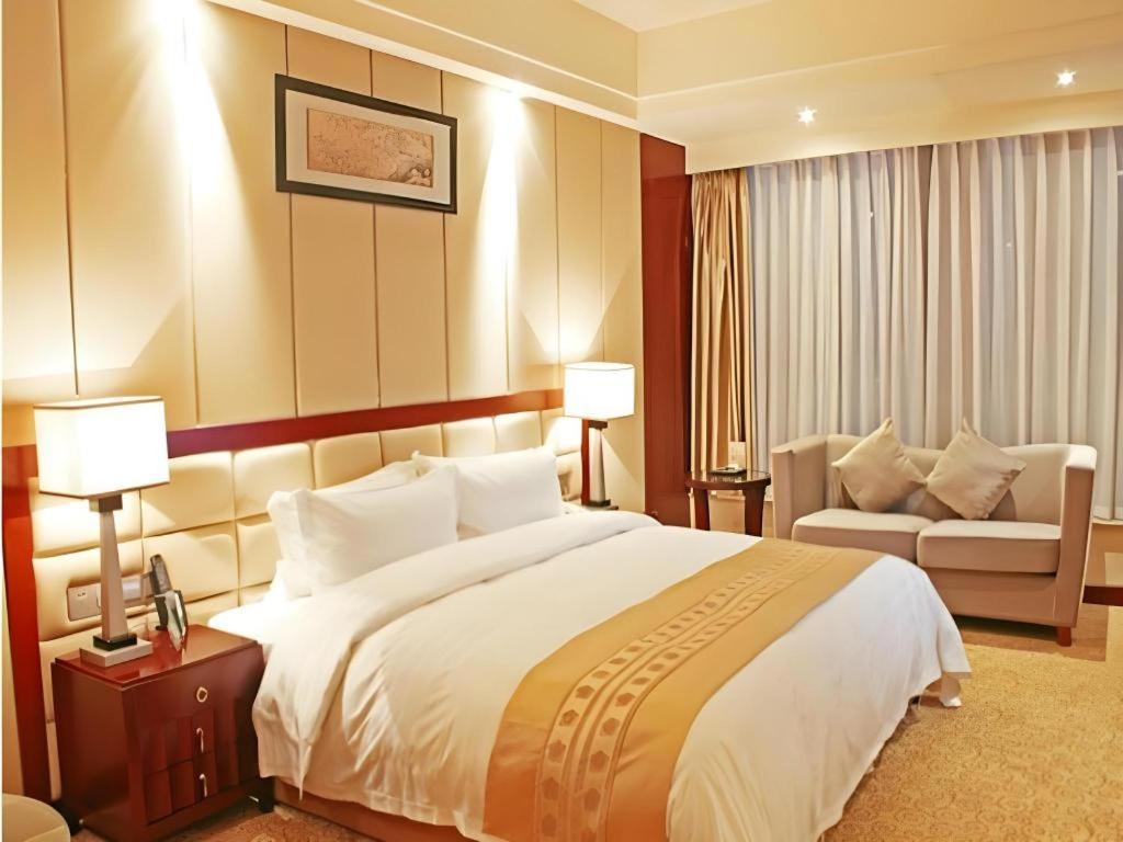Chengdu Yinsheng International Hotel Supoqiao Zewnętrze zdjęcie
