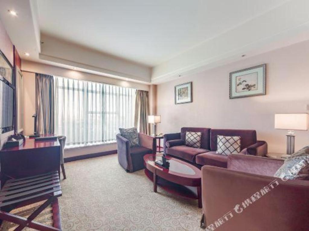 Chengdu Yinsheng International Hotel Supoqiao Zewnętrze zdjęcie