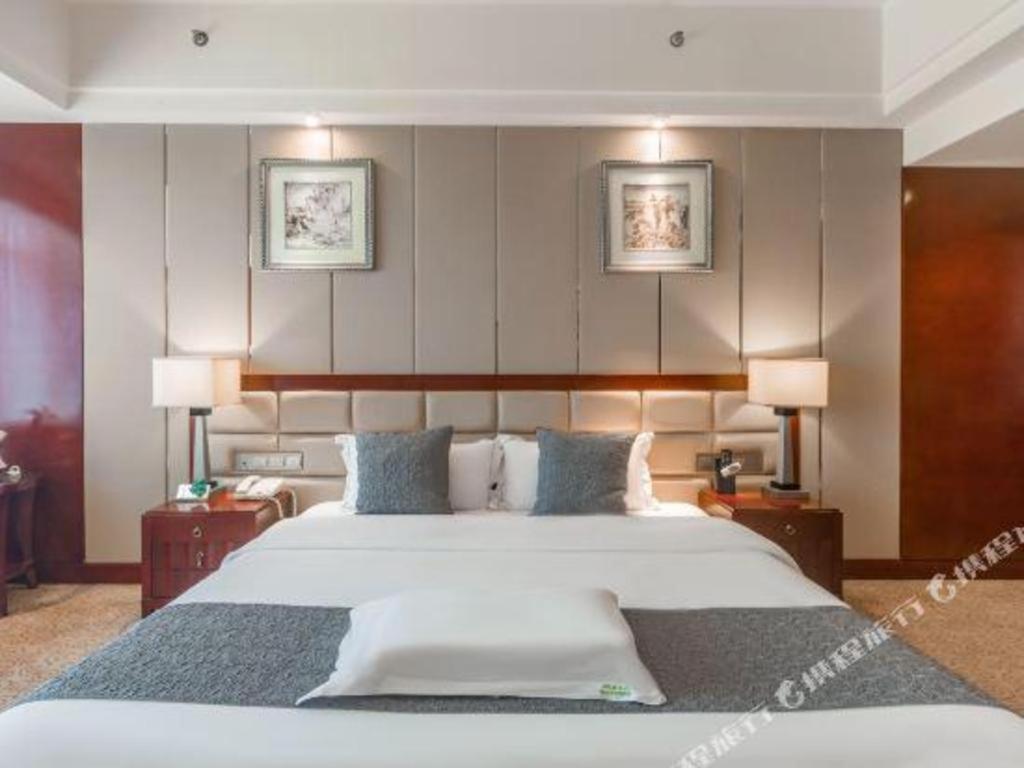 Chengdu Yinsheng International Hotel Supoqiao Zewnętrze zdjęcie