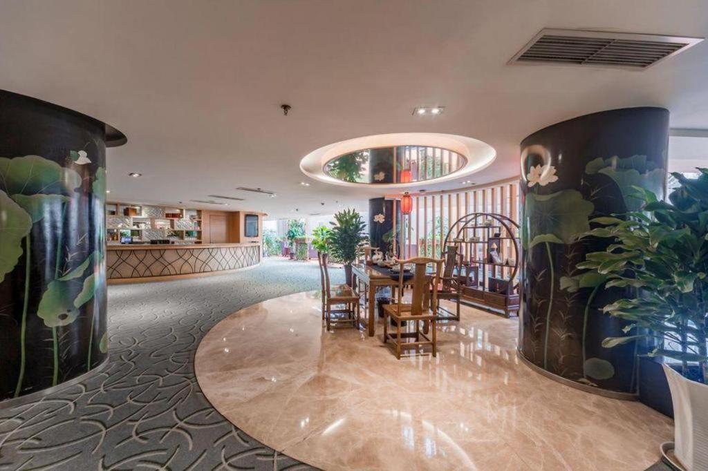 Chengdu Yinsheng International Hotel Supoqiao Zewnętrze zdjęcie
