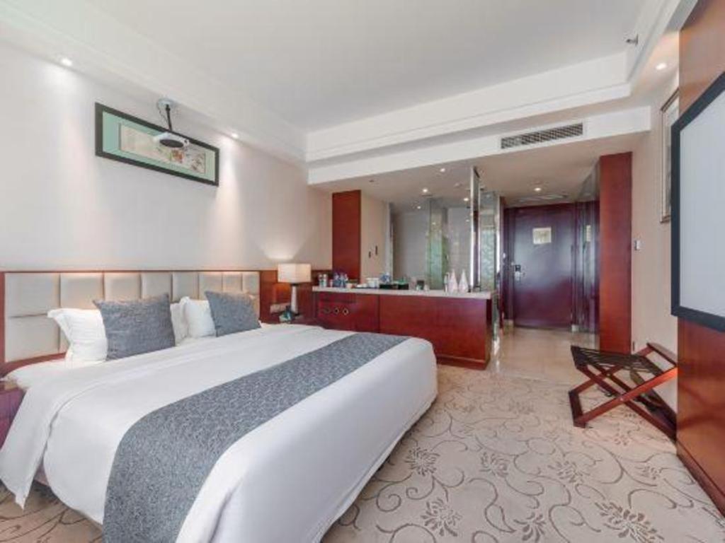 Chengdu Yinsheng International Hotel Supoqiao Zewnętrze zdjęcie